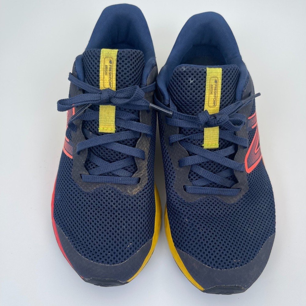 New Balance Fresh Foam Arishi v4 Running Shoes Boy Size 4 Navy Blue GPARIKB4